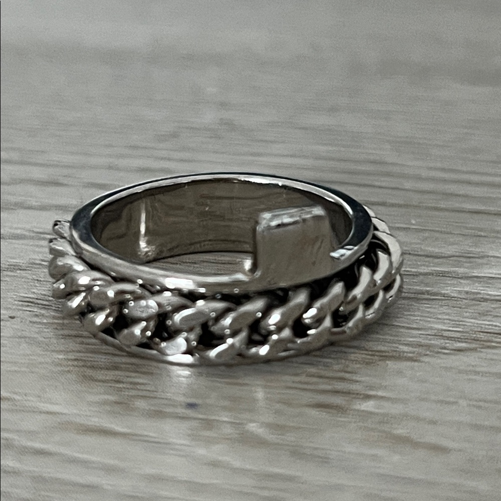 Silver Tone Chain Ring